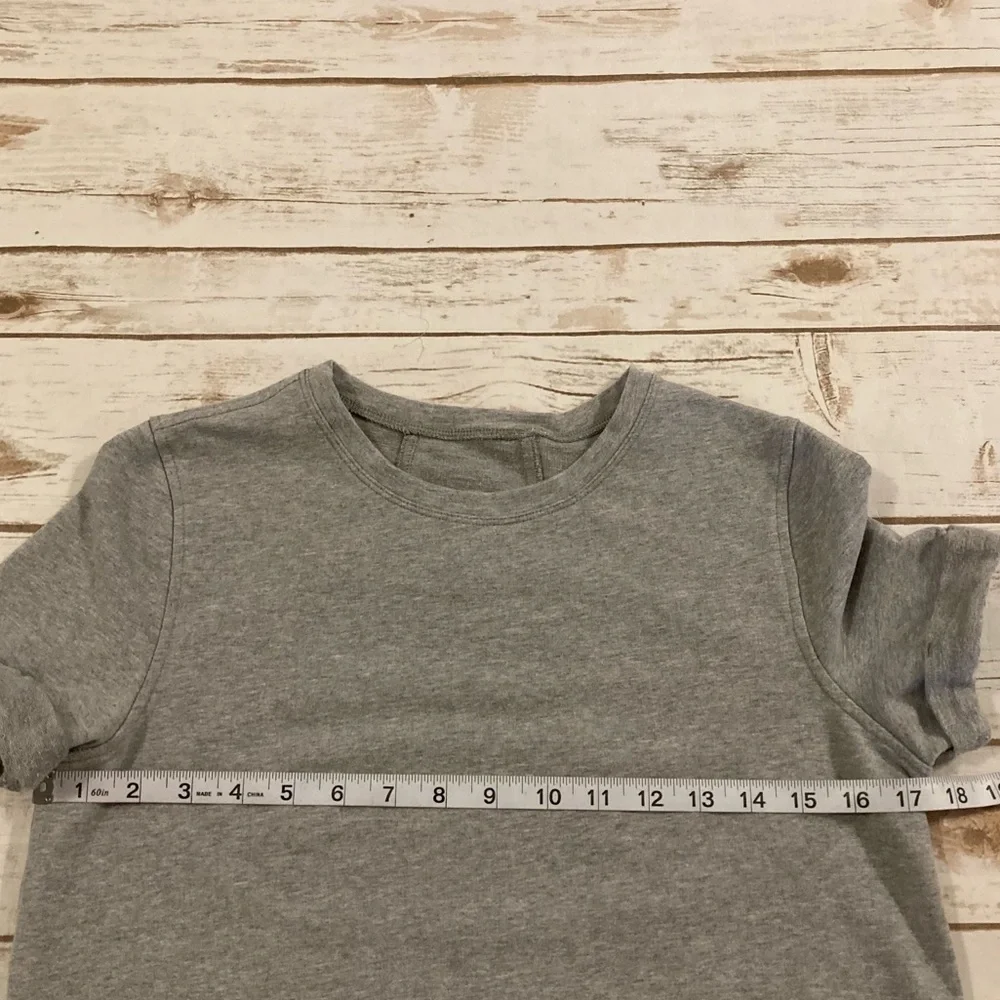 Lululemon All Time Tee Heathered Gray Size 4 - Picture 4 of 13